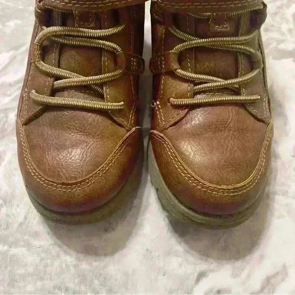 OshKosh B'Gosh Boy's Banyan Fashion Boot, Brown Size 11M
